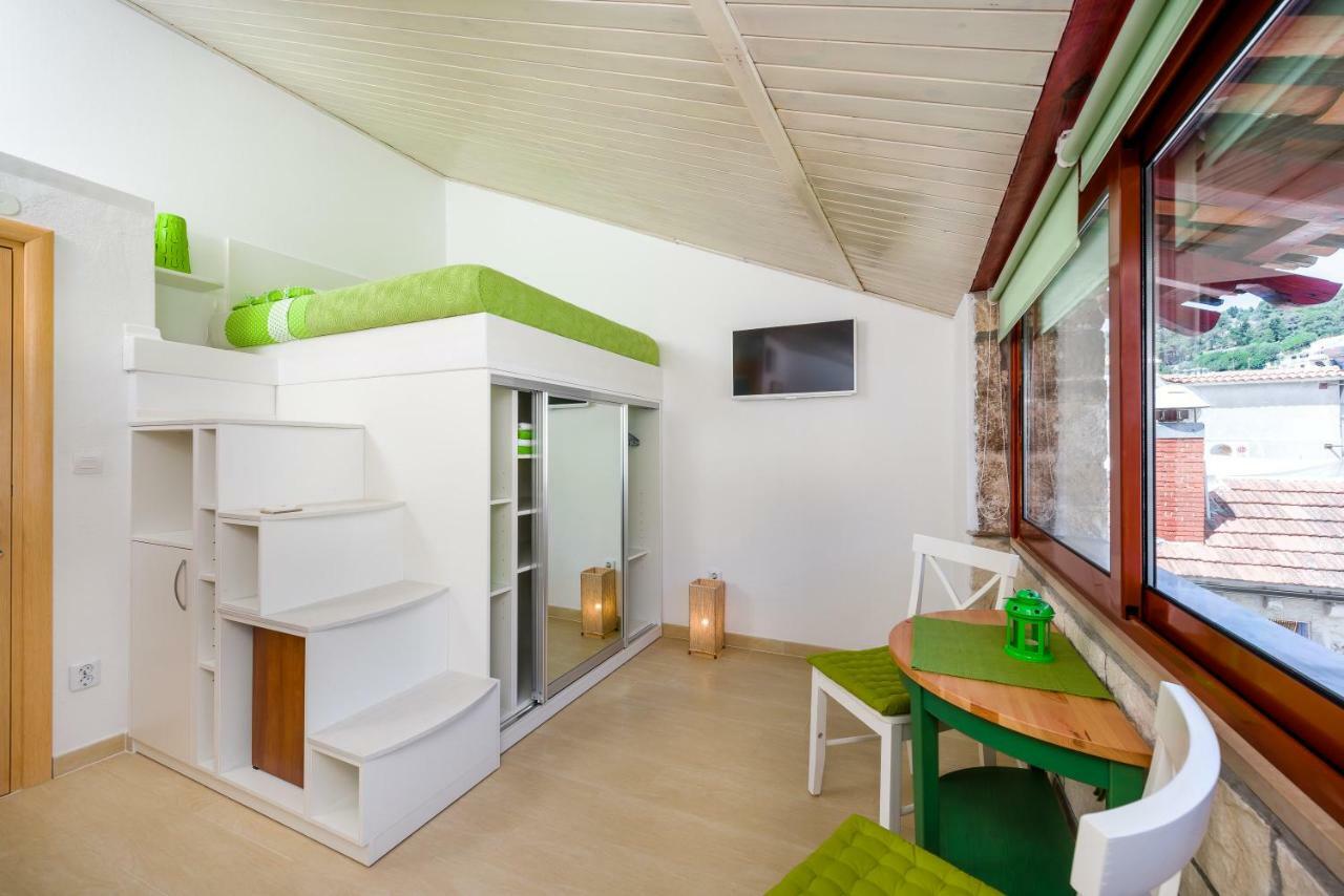 מלון חוואר Hektorovic House מראה חיצוני תמונה